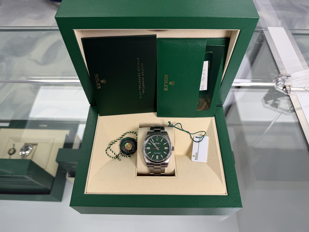 2023 Rolex Oyster Perpetual 41mm Green Dial 124300