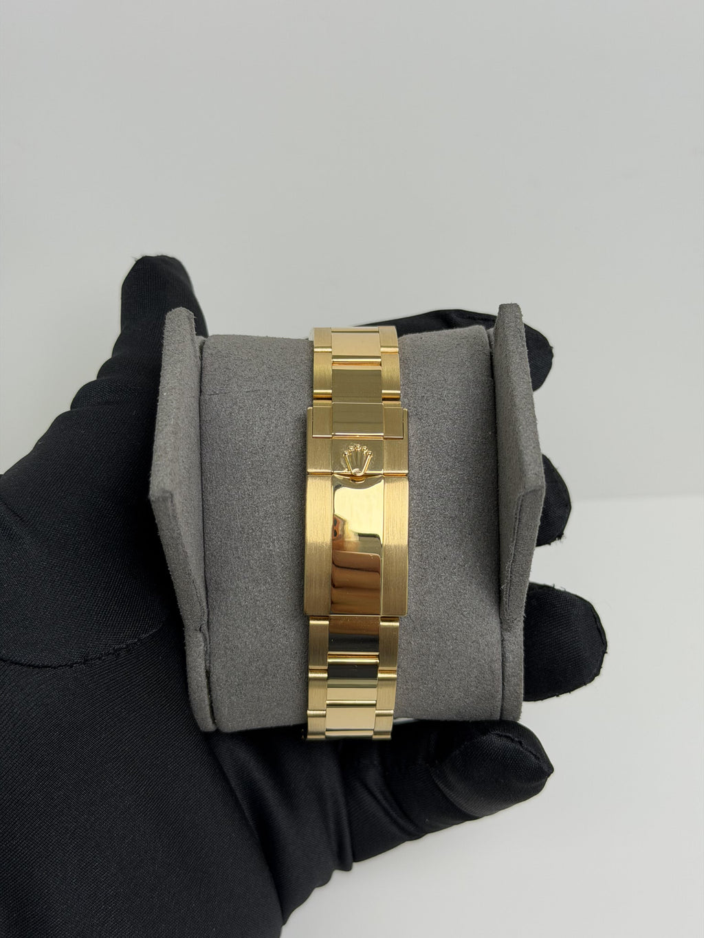 2022 Aprox Rolex Yacht-Master II Yellow Gold 116688