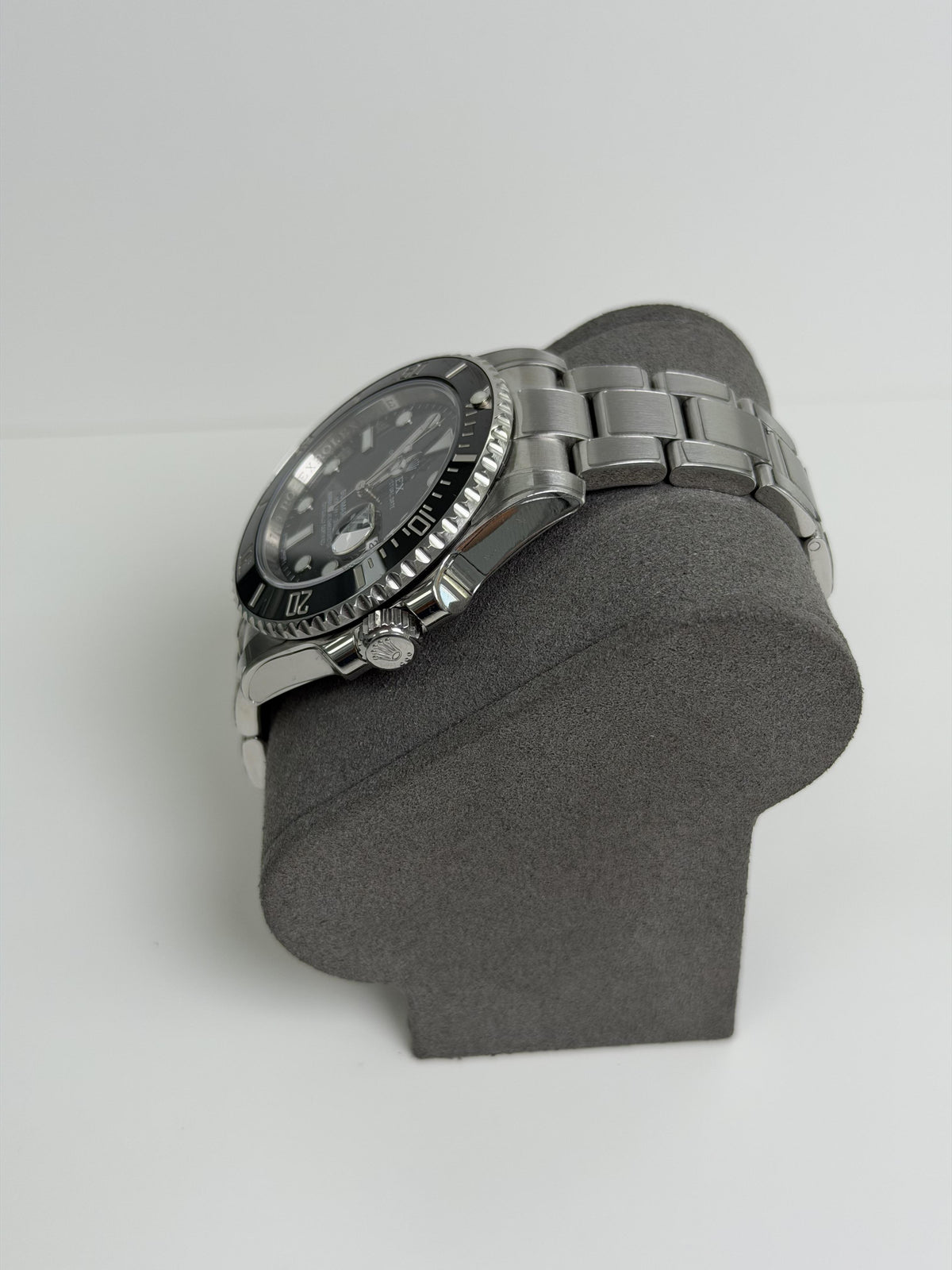 Rolex Submariner Date thumbnail 4