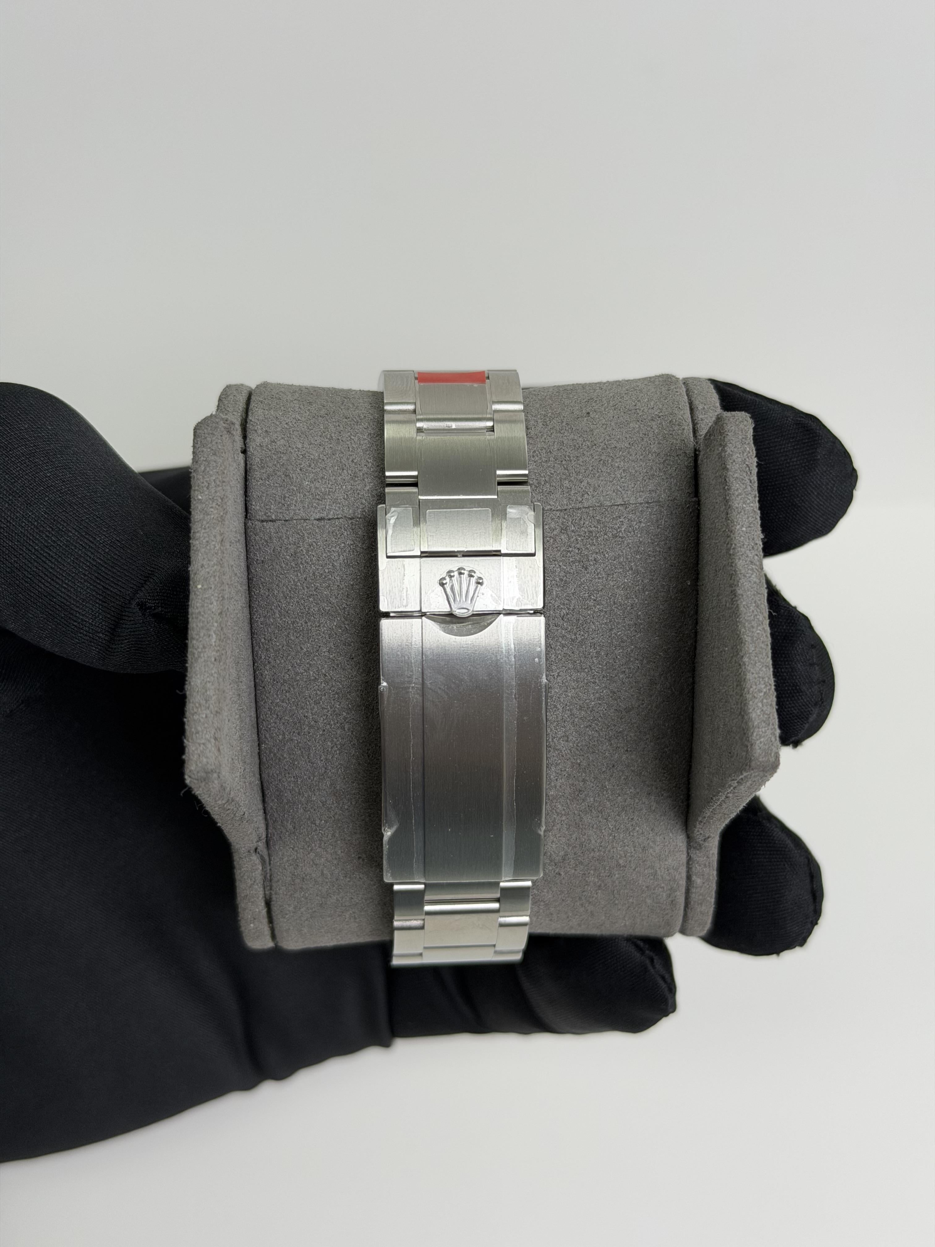 2025 Rolex Submariner No Date 124060