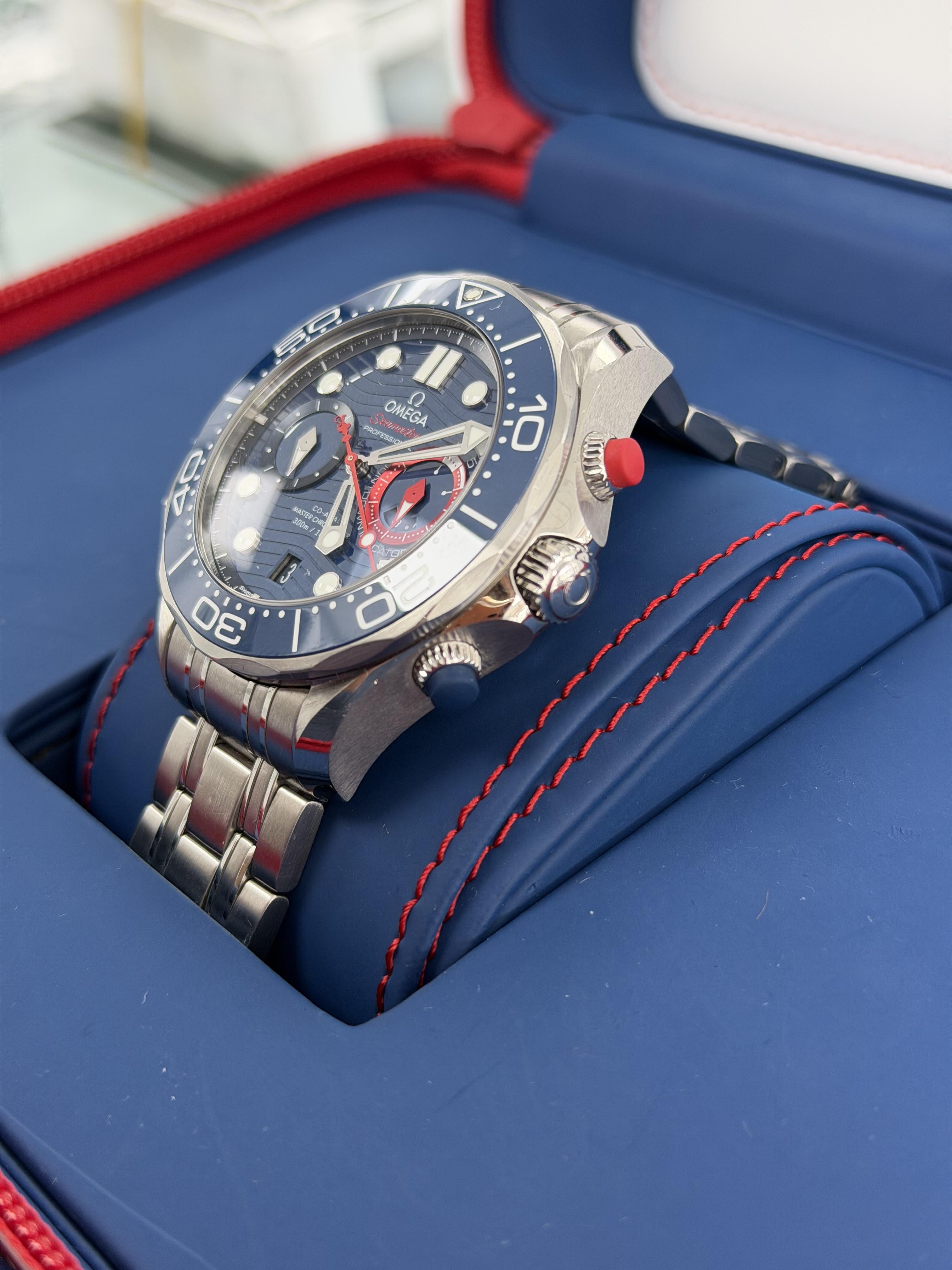 2021 Omega Sea-Master Diver 300M America's Cup 210.30.44.51.03.002