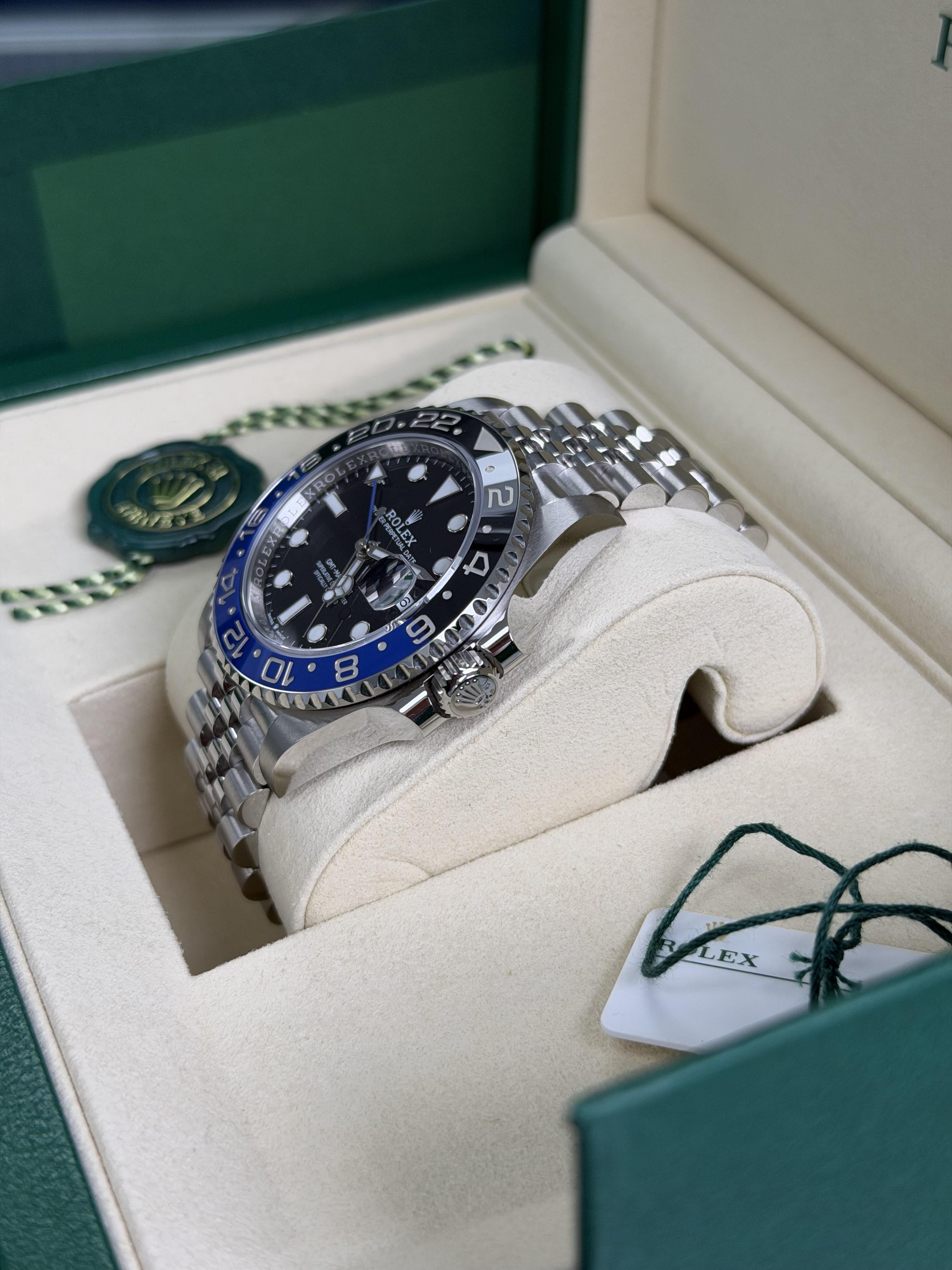 Rolex GMT-Master II 126710BLNR