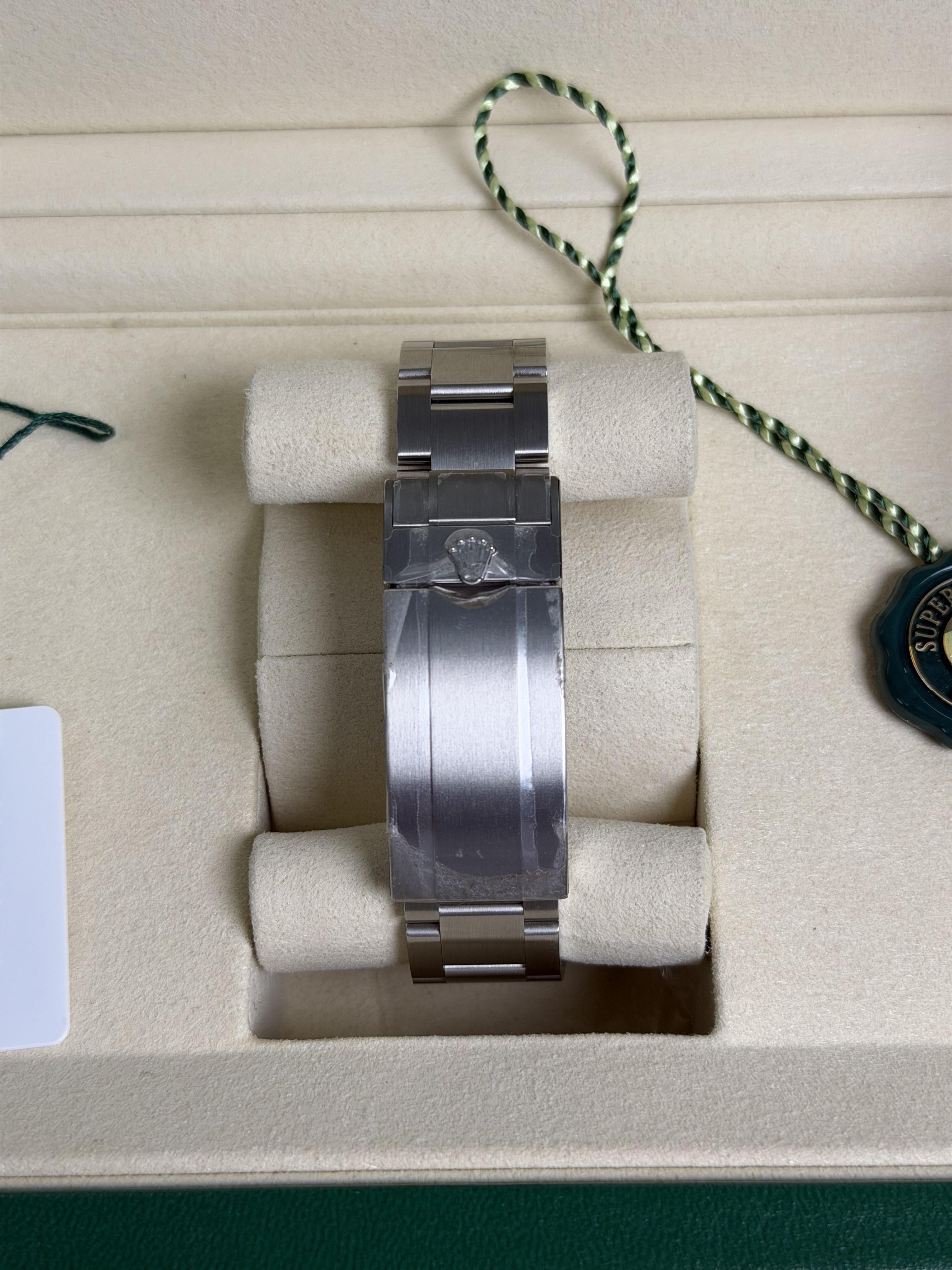 Rolex Submariner Date 126610LV