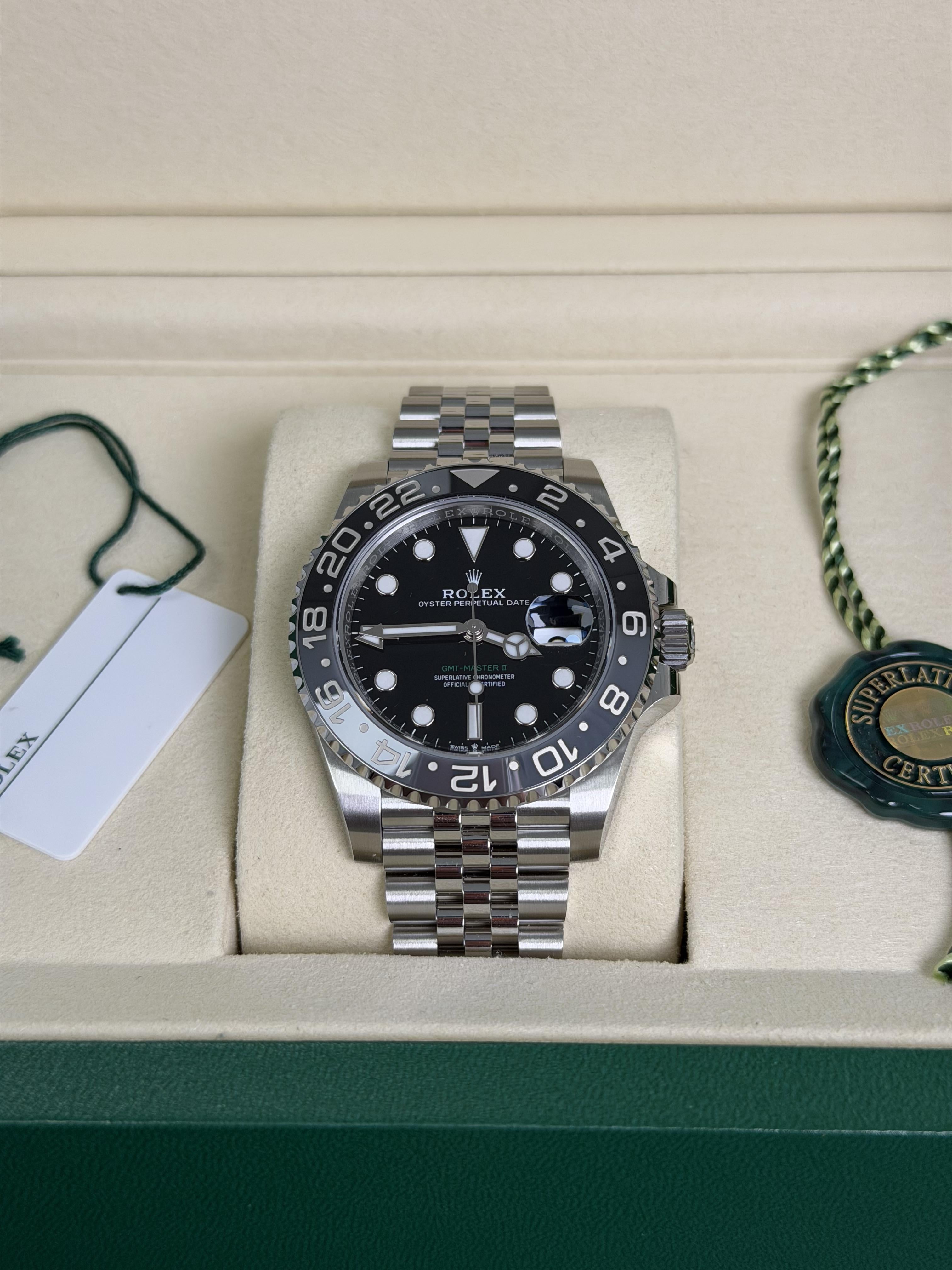 Rolex GMT-Master II 126710GRNR