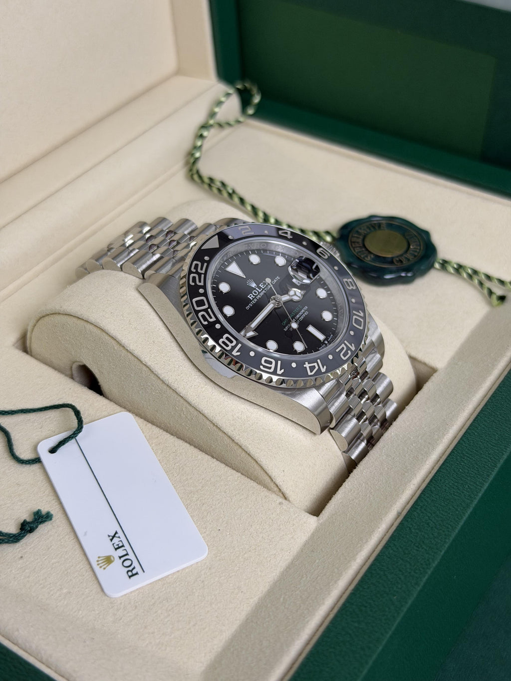 Rolex GMT-Master II 126710GRNR