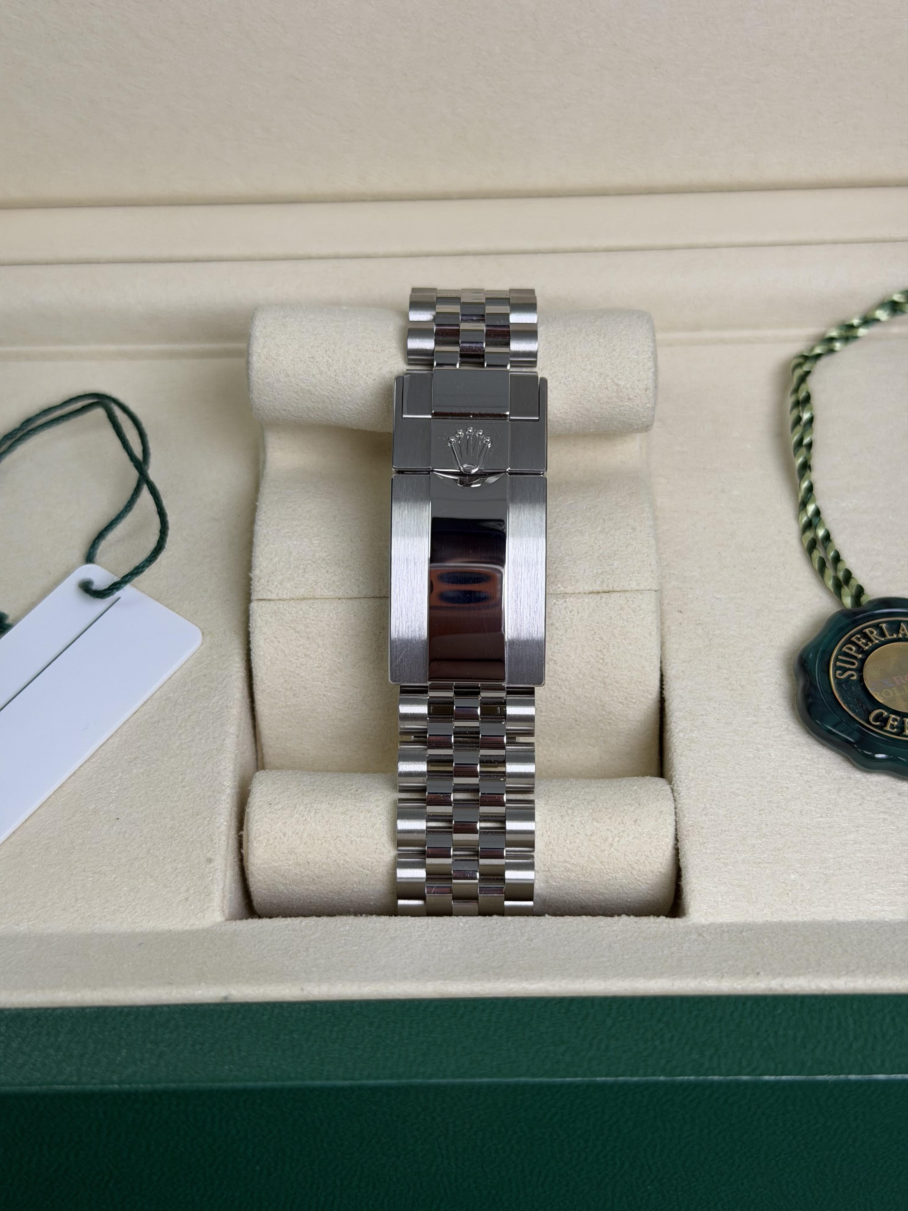 Rolex GMT-Master II 126710GRNR