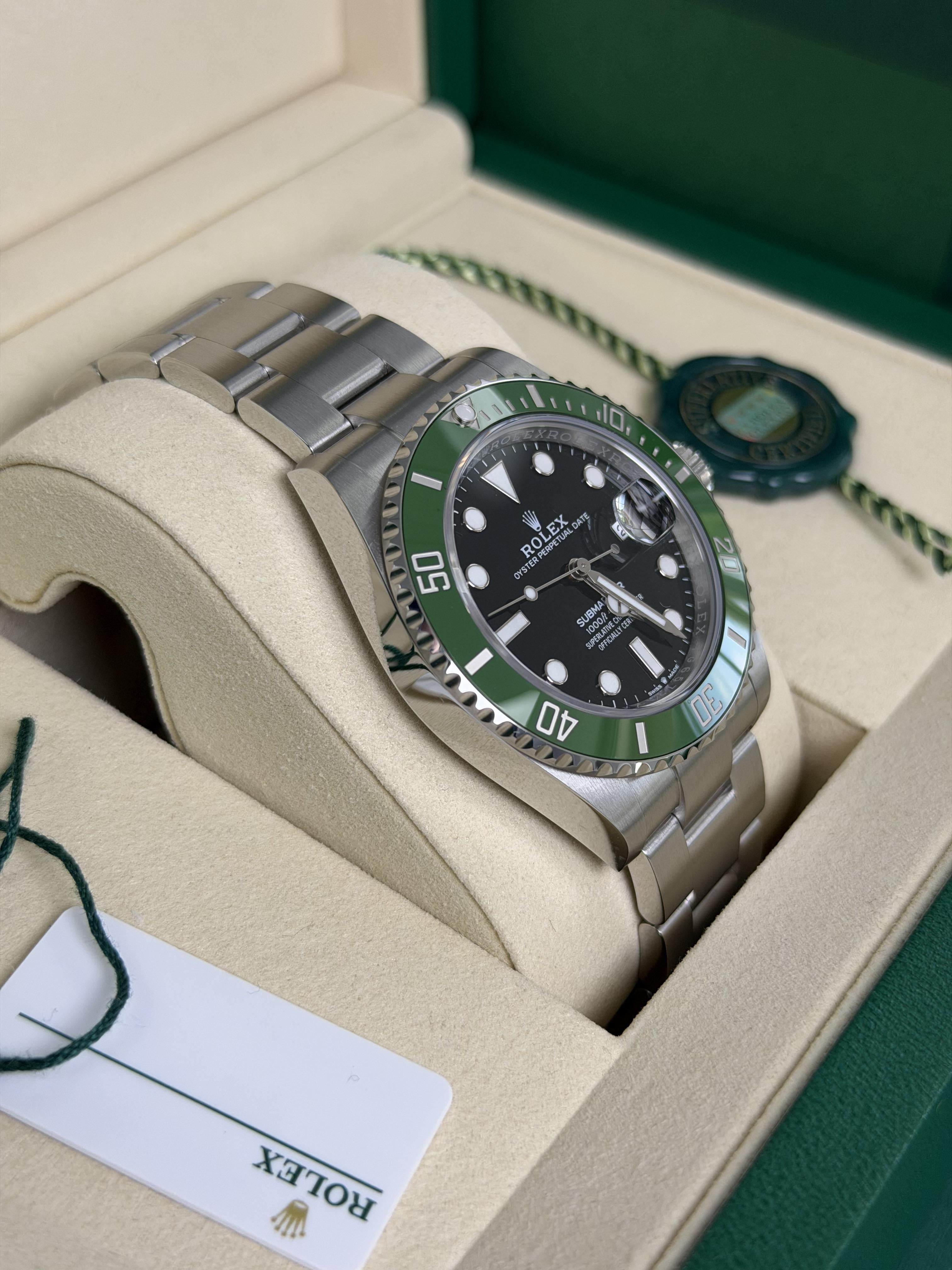 Rolex Submariner Date 41mm 126610LV