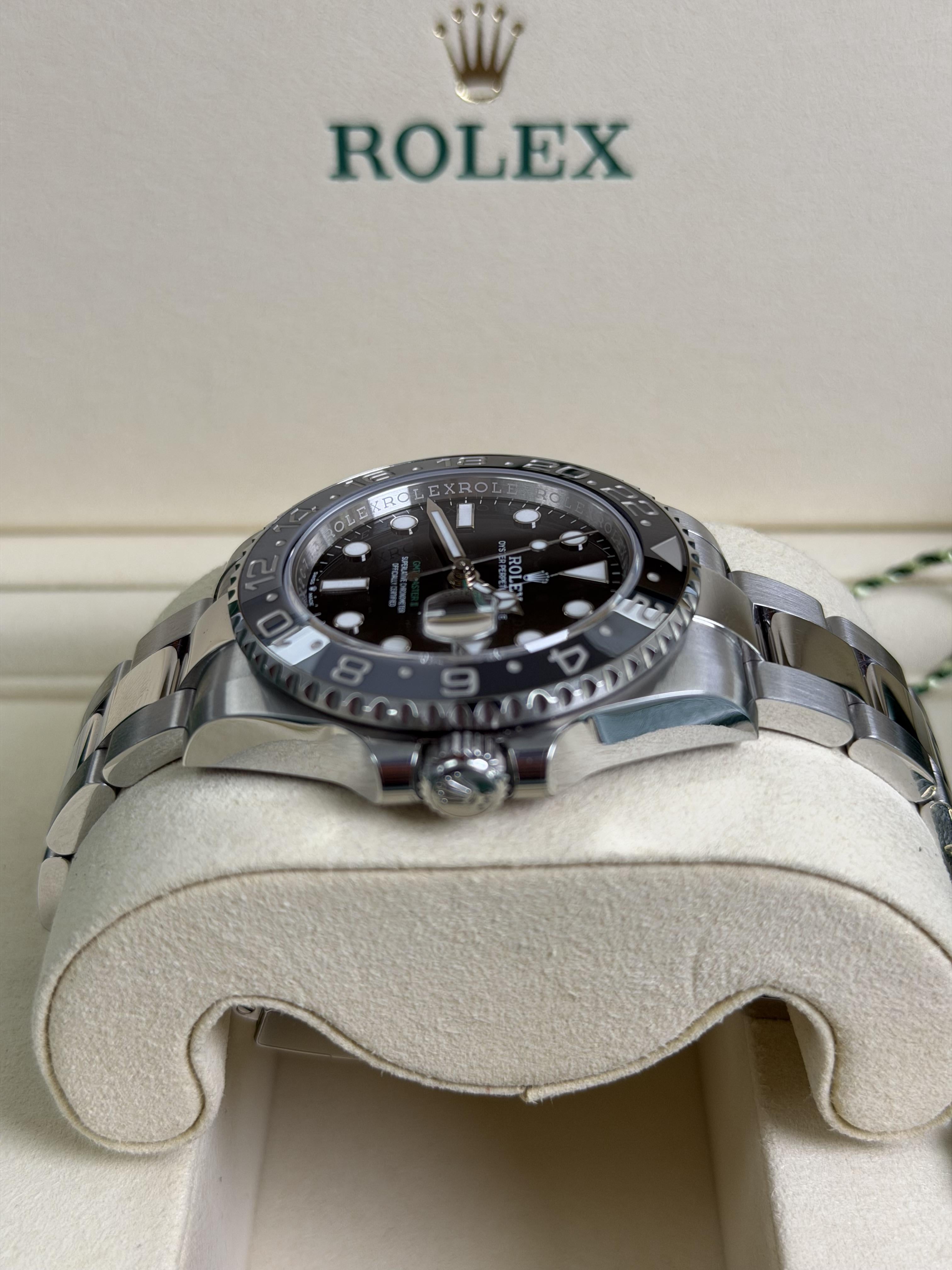 Rolex GMT-Master II 126710GRNG