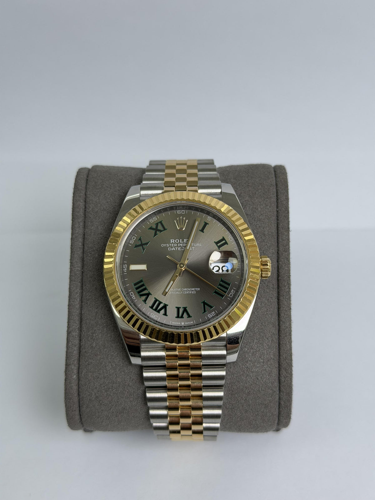Rolex Datejust 41 'Wimbledon' 126333 — alternate angle